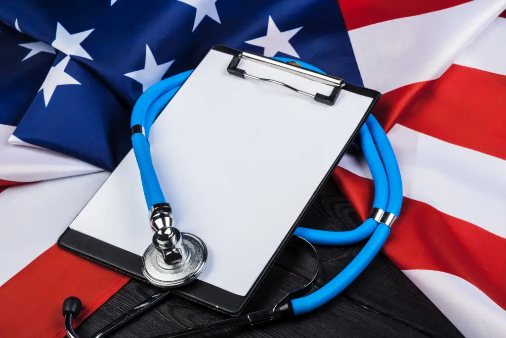 Best Medicare Advantage Plans Available Through AARP/UHC Reviewed 2022...