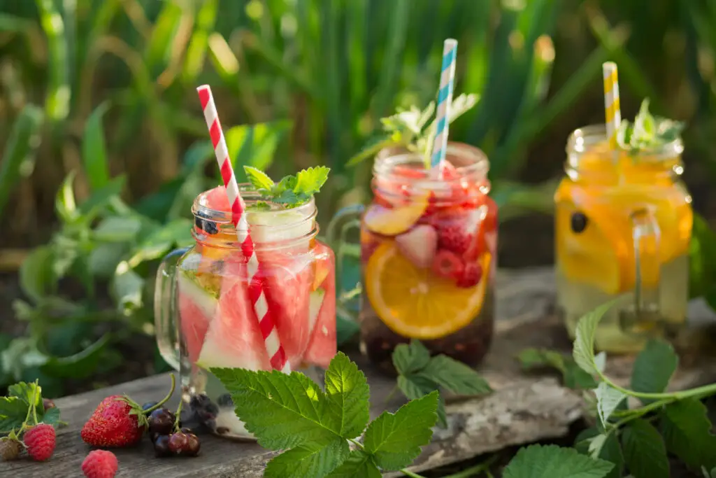Benefits and Risks of Nutritional Supplement Drinks for Seniors